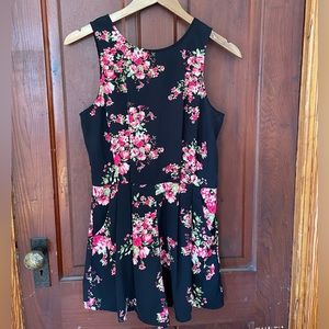 CLASSY AND ADORABLE — Romper